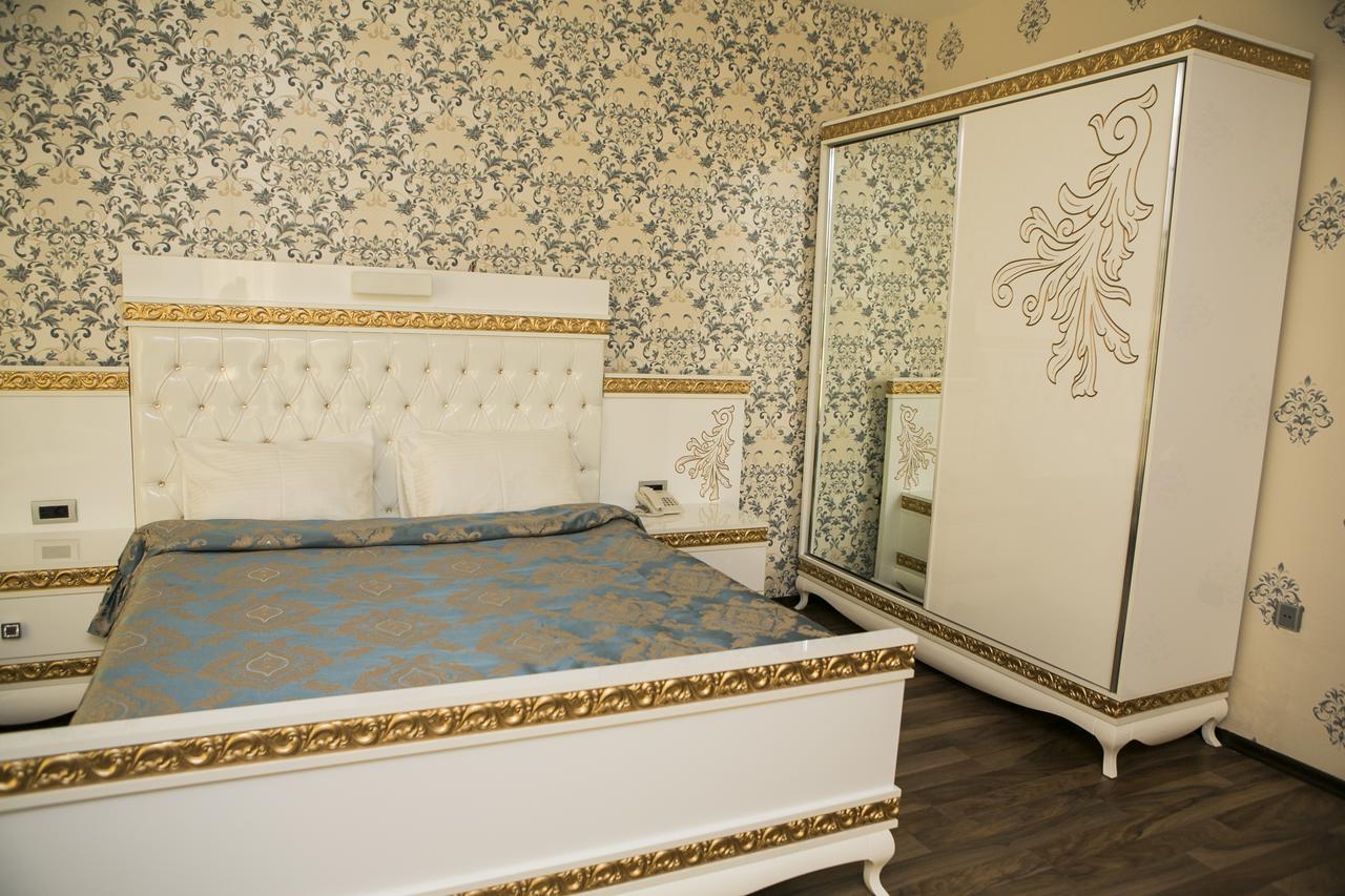 Azalea Hotel Bakoe Buitenkant foto